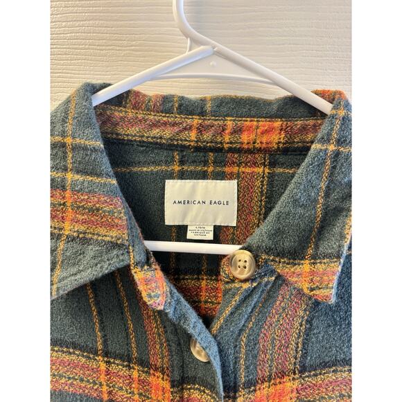 American Eagle Flannel Shirt Women Large Green Plaid Button Up Cropped Oversized - Picture 2 of 5